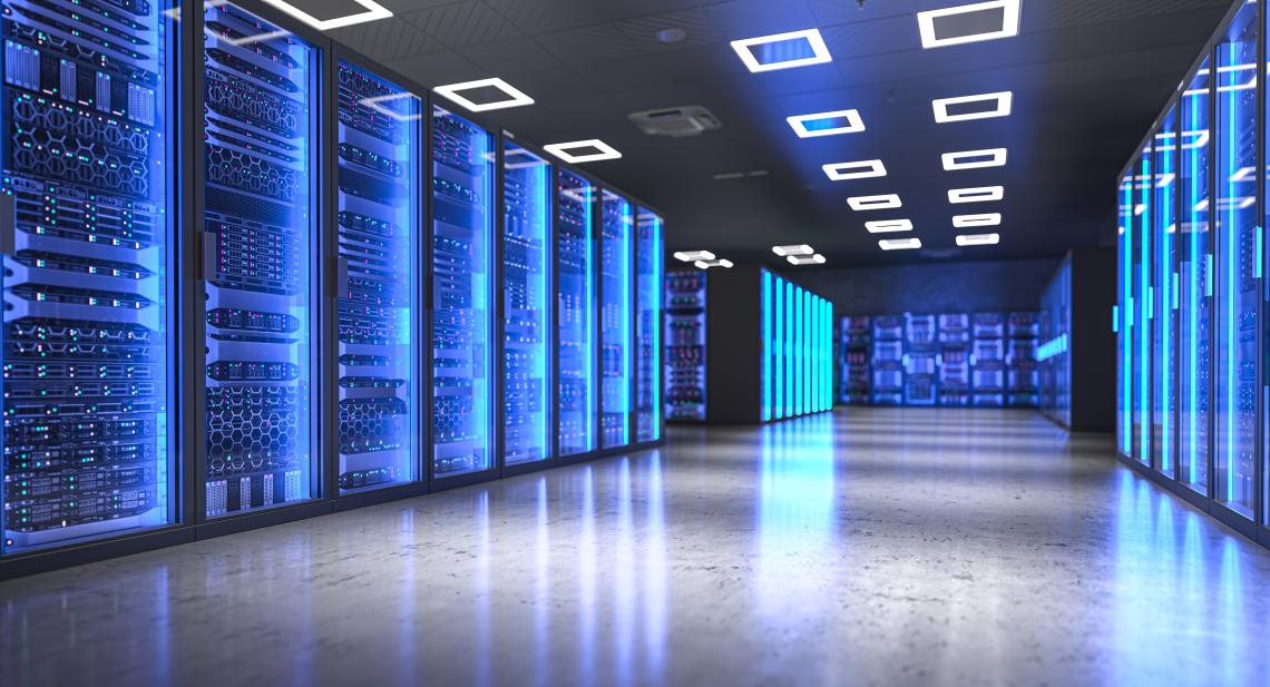 Фотография современного центра обработки данных